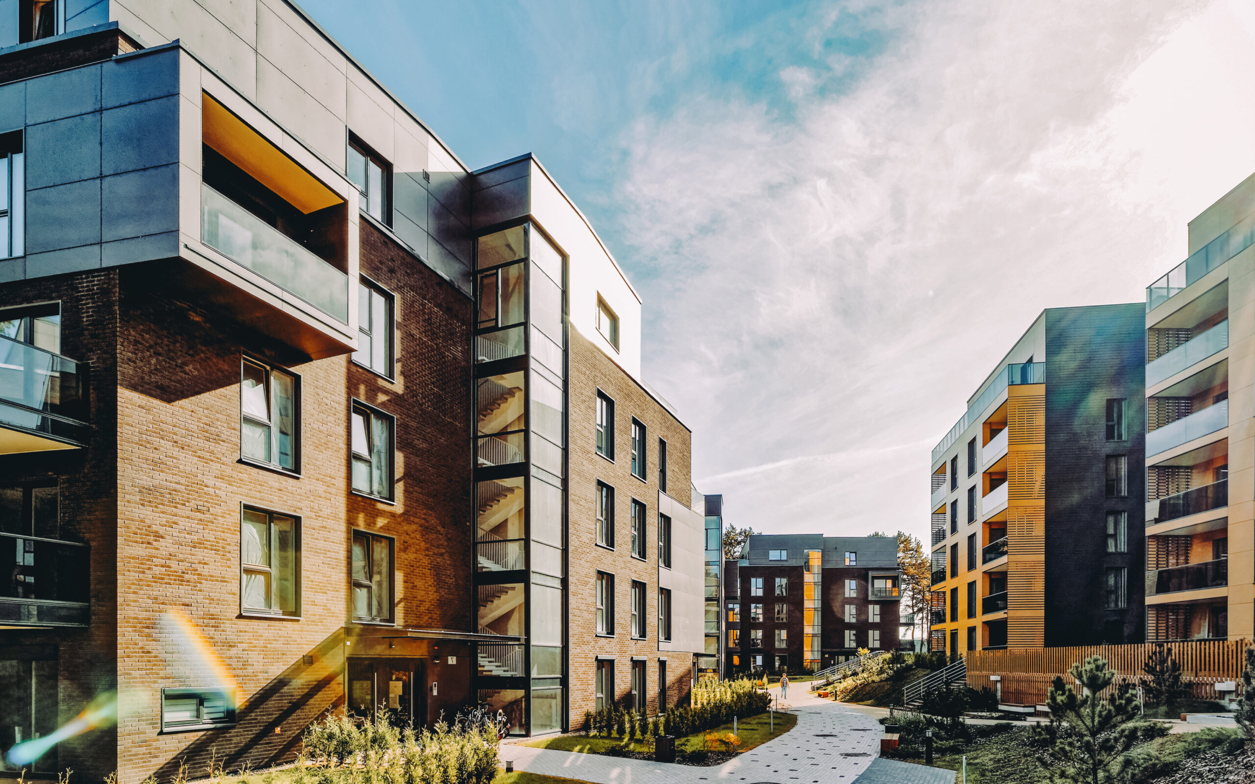 Centrus expands Debt Advisory Group with Chris Marchant joining as a Director, focusing on real estate financing